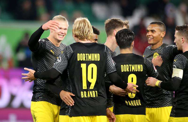 لاعبو بوروسيا دورتموند
