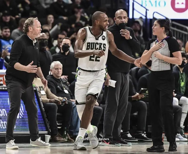 ?i=reuters%2f2021-12-02%2f2021-12-02t035956z_1120888682_mt1usatoday17269859_rtrmadp_3_nba-charlotte-hornets-at-milwaukee-bucks_reuters