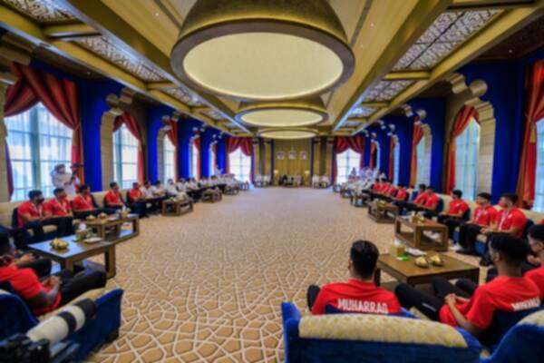 من الاستقبال