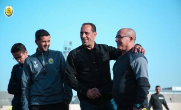 من الاستقبال