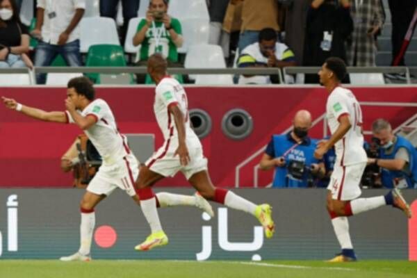 لاعبو منتخب قطر