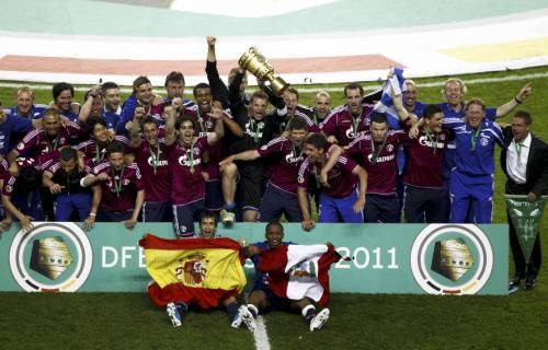 2011-05-212011-05-21t202752z_01_cvi210_rtridsp_3_soccer-germany_reuters