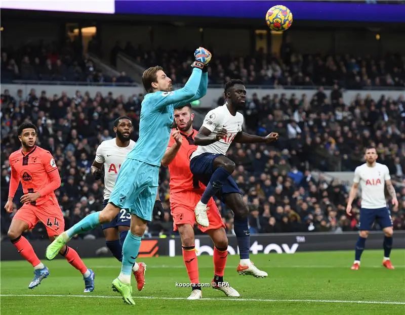 ?i=epa%2fsoccer%2f2021-12%2f2021-12-05%2f2021-12-05-09623902_epa