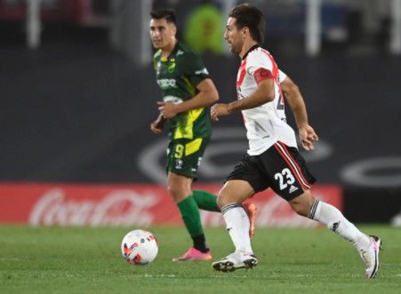 من لقاء ريفر وخوستيكا