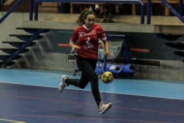 لاعبة الأهلي