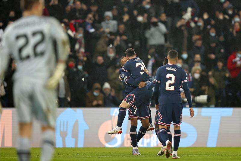 ميسي ومبابي