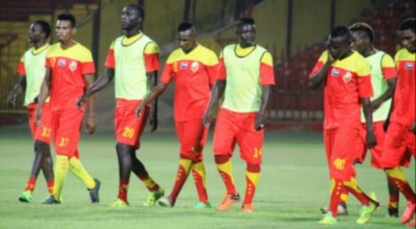 لاعبو المريخ