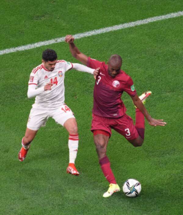 جانب من مواجهة الإمارات وقطر