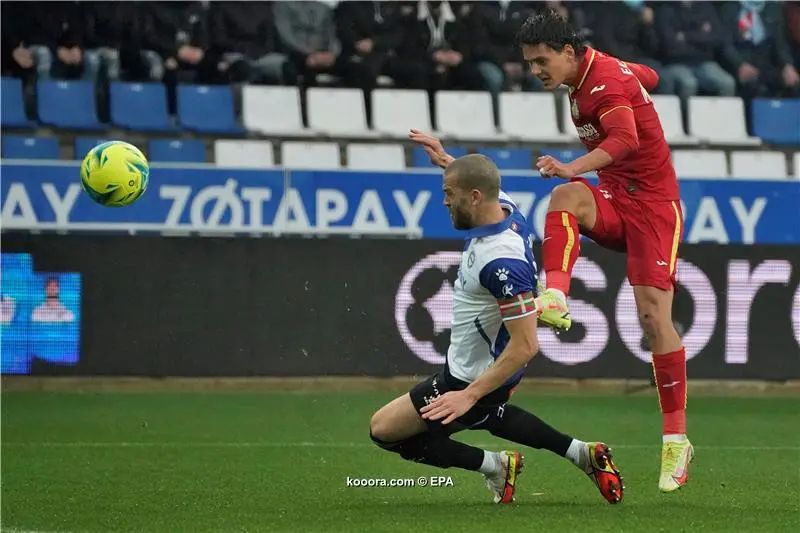 ?i=epa%2fsoccer%2f2021-12%2f2021-12-11%2f2021-12-11-09636702_epa