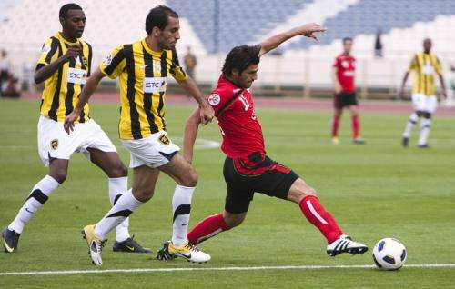 2011-05-032011-05-03t161006z_01_teh107_rtridsp_3_soccer-asia-champions_reuters