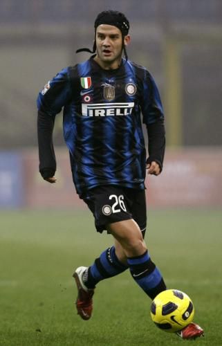 2011-05-212011-05-21t130646z_01_sin506_rtridsp_3_soccer-chivu_reuters