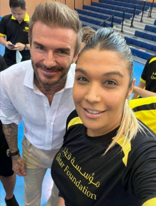 أسماء زروق مع بيكهام