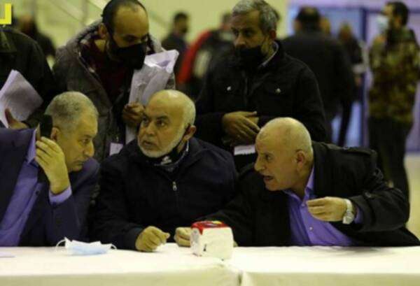 من الانتخابات