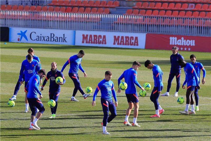 لاعبو أتلتيكو مدريد