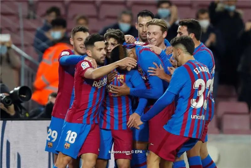 ?i=epa%2fsoccer%2f2021-12%2f2021-12-18%2f2021-12-18-09648916_epa