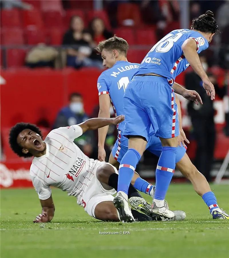 ?i=albums%2fmatches%2f2476929%2f2021-12-18-09649057_epa