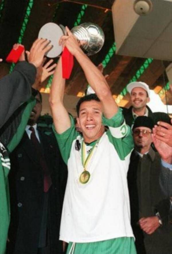 تتويج الرجاء