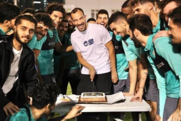 من الاحتفال