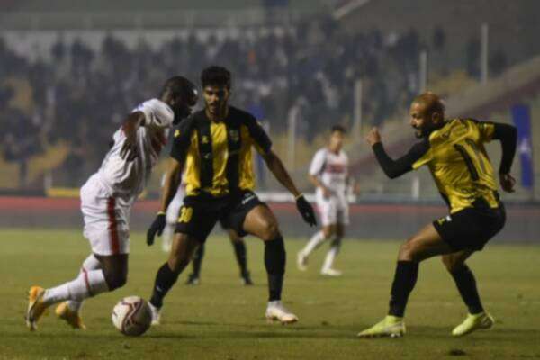 حسن الشامي (يمين) - من مباراة اليوم