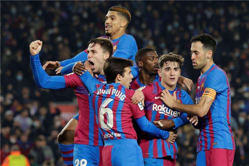 لاعبو برشلونة