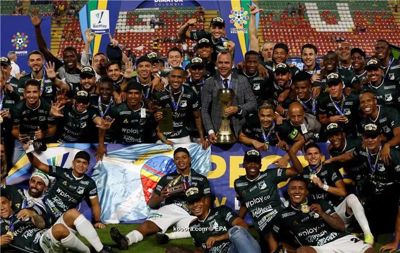 ?i=epa%2fsoccer%2f2021-12%2f2021-12-23%2f2021-12-23-09654620_epa