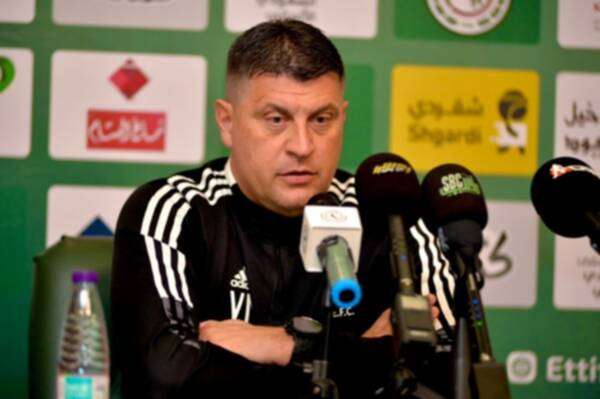 من المؤتمر الصحفي