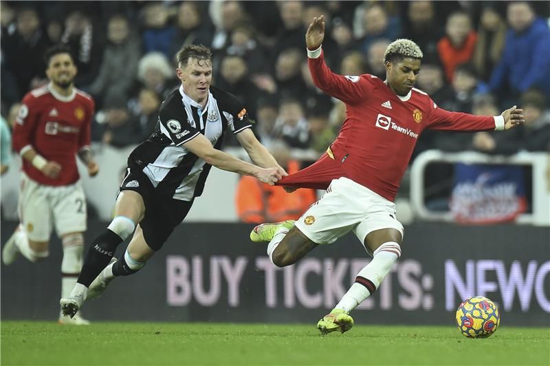 نيوكاسل ومانشستر يونايتد