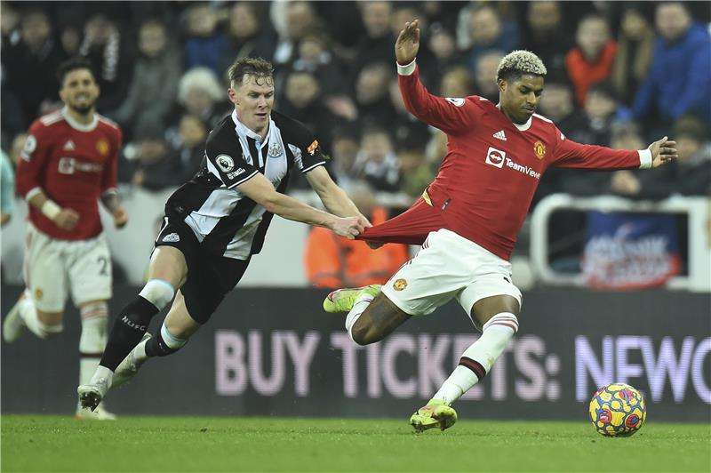نيوكاسل ومانشستر يونايتد
