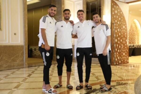 لاعبو الجزائر