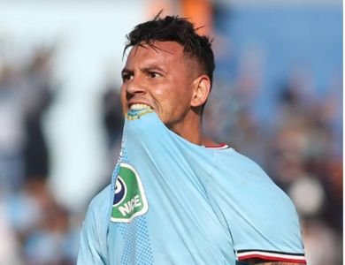 البرازيلي أليكس دوس سانتوس