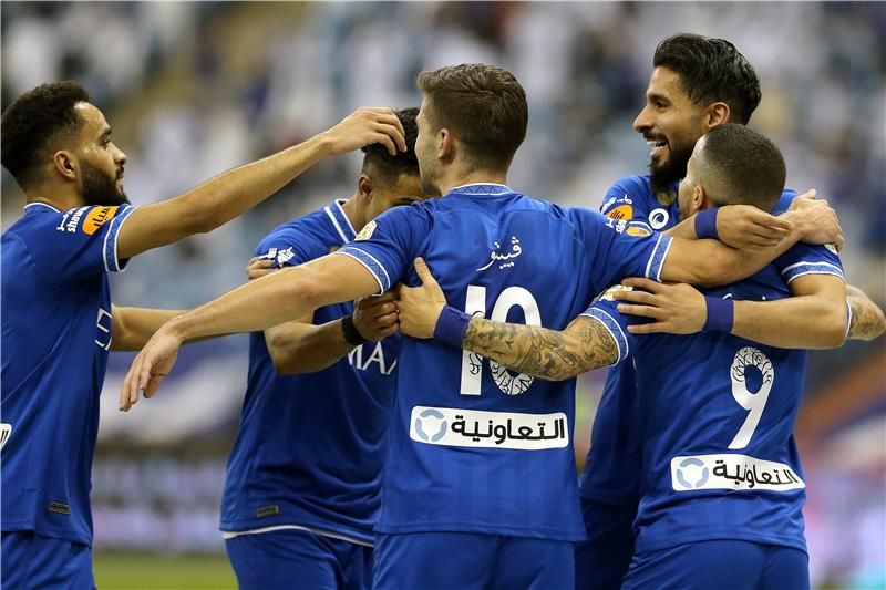 لاعبو الهلال