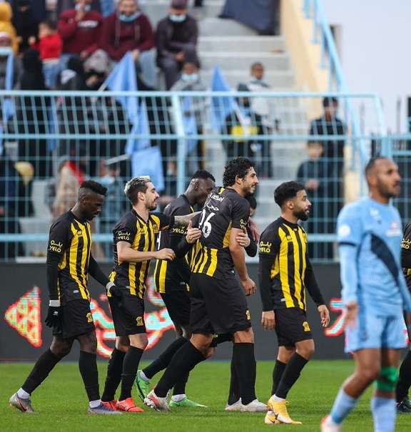 لاعبو الاتحاد 