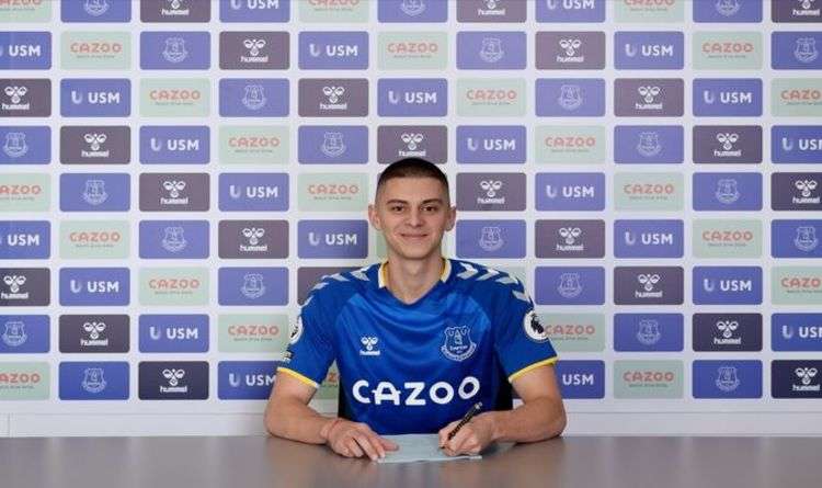 فيتالي ميكولينكو 