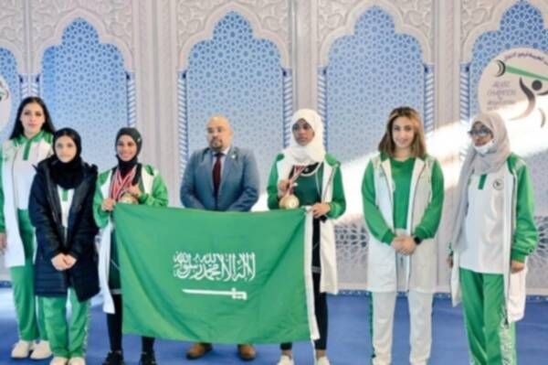 من التتويج 