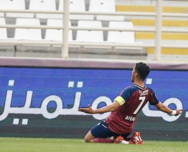 فرحة لاعب الوحدة