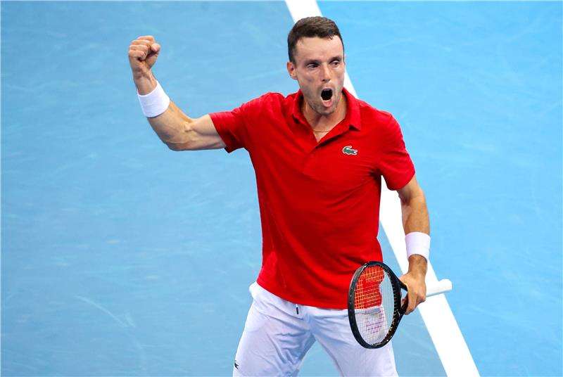 روبرتو باوتيستا أجوت