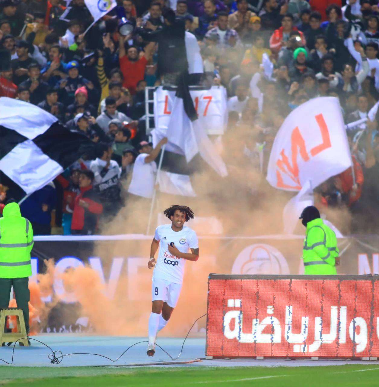 جانب من الجماهير