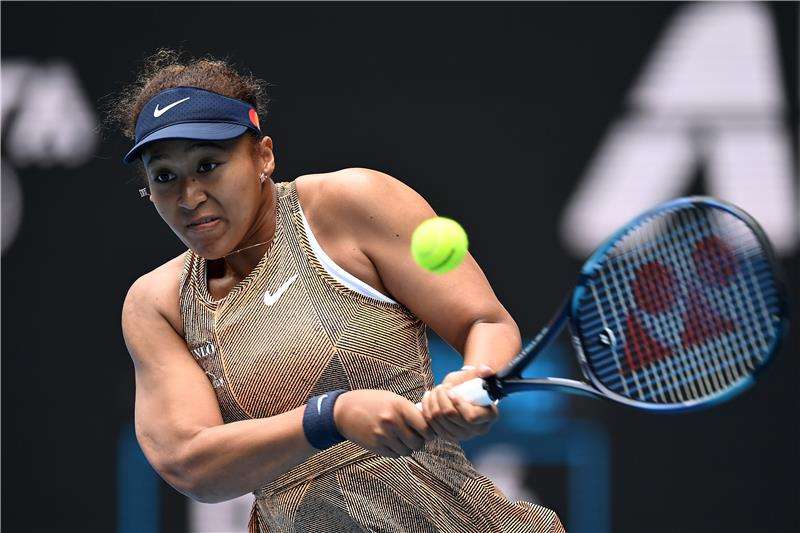 نعومي أوساكا