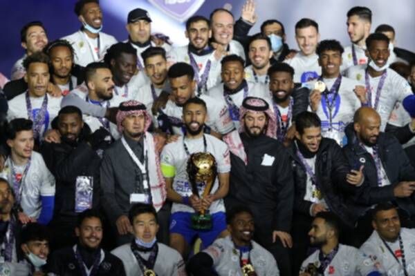 من تتويج الهلال
