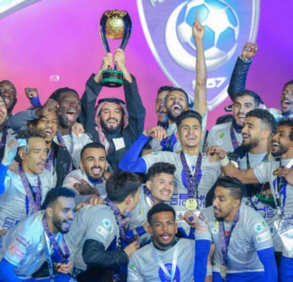 من تتويج الهلال