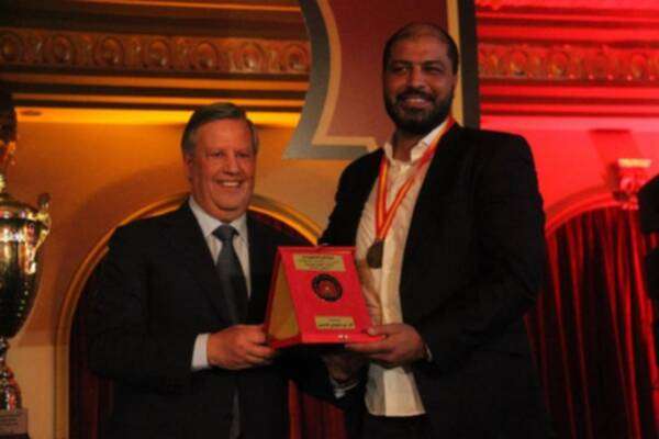 من تكريم الشعباني من قبل رئيس الترجي