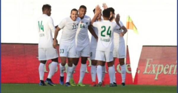 لاعبو الإمارات