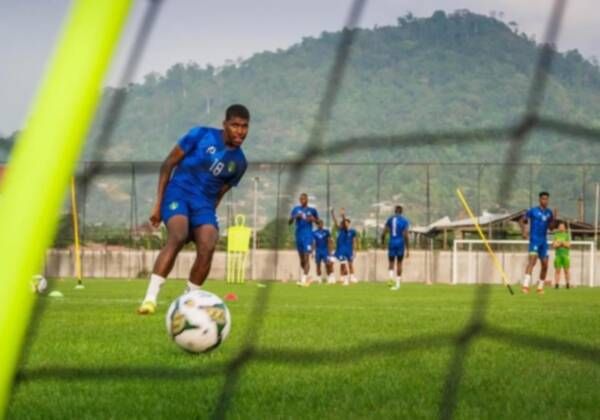 جانب من التدريبات