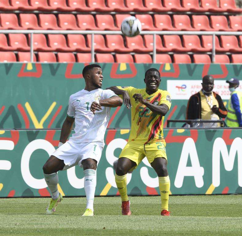 من اللقاء (المصدر: صفحة الكاف على تويتر)