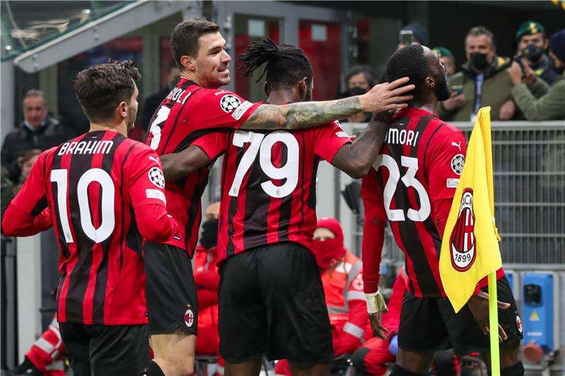 لاعبو ميلان