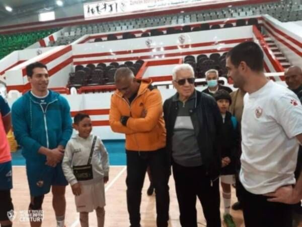 من الاجتماع