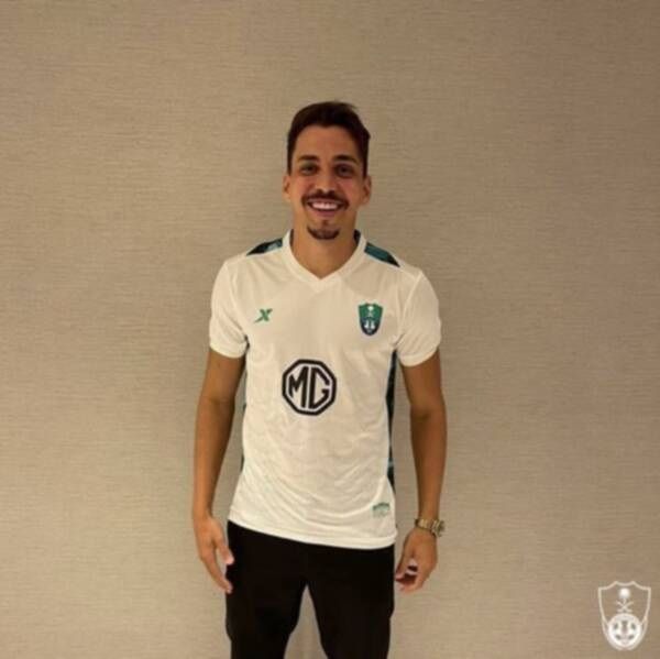 إدواردو بقميص أهلي جدة