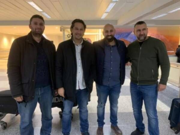أبو زمع في مطار رفيق الحريري