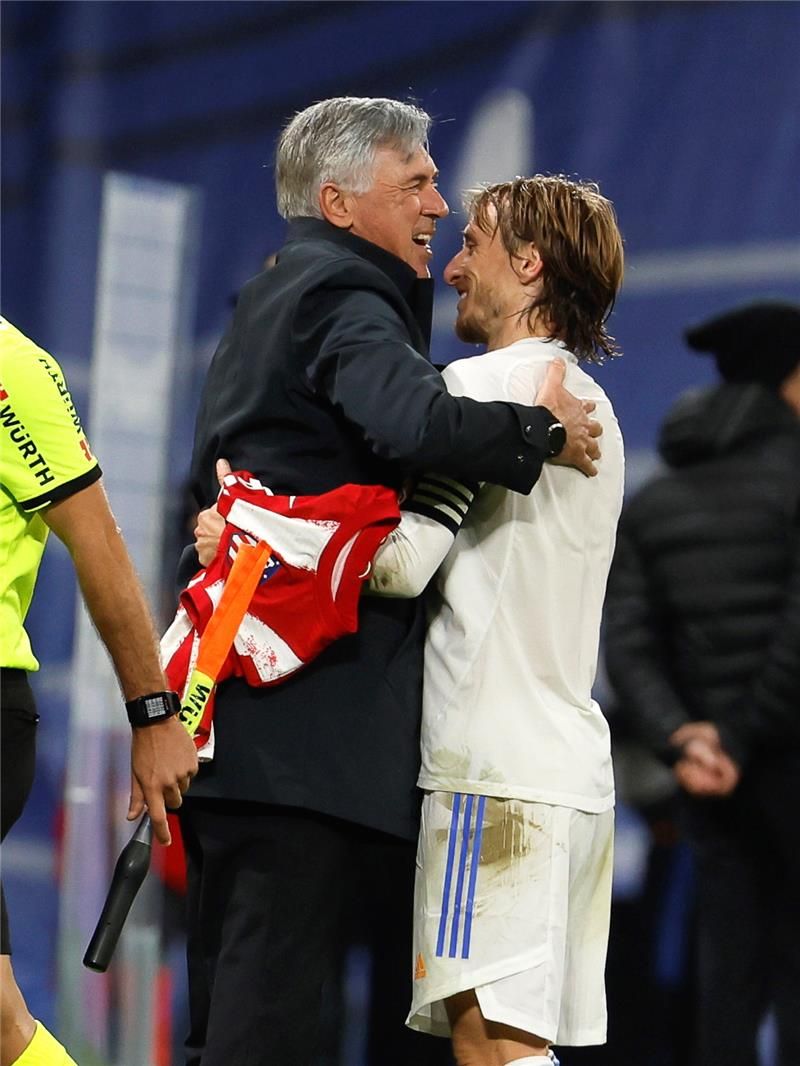 مودريتش وأنشيلوتي