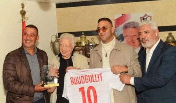 خوليت مع رئيس الزمالك